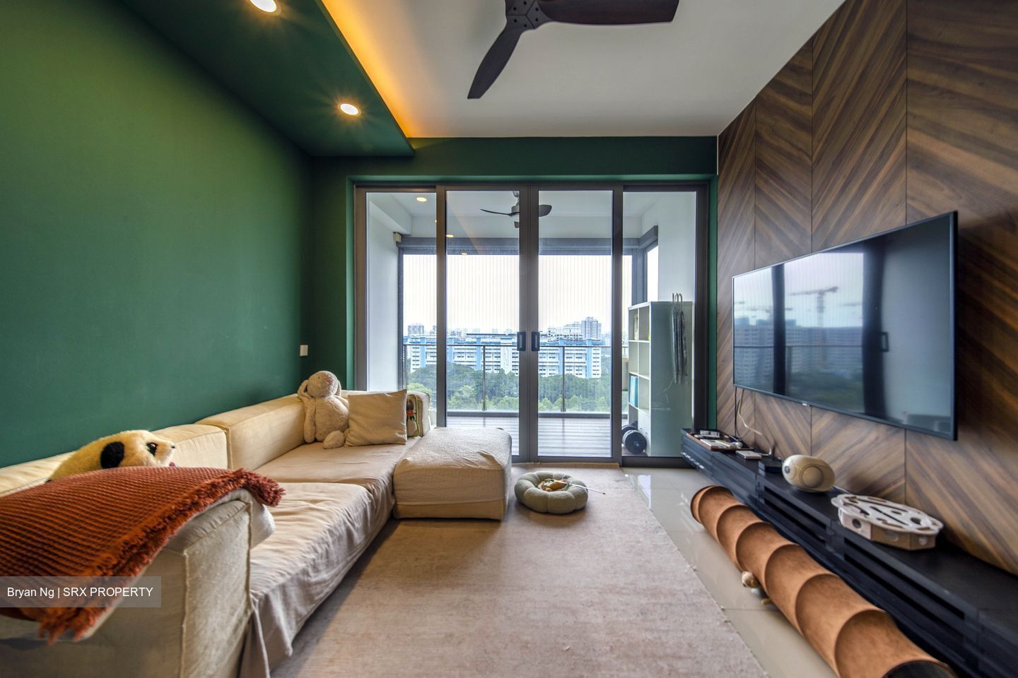 Waterfront Waves (D16), Condominium #631662631
